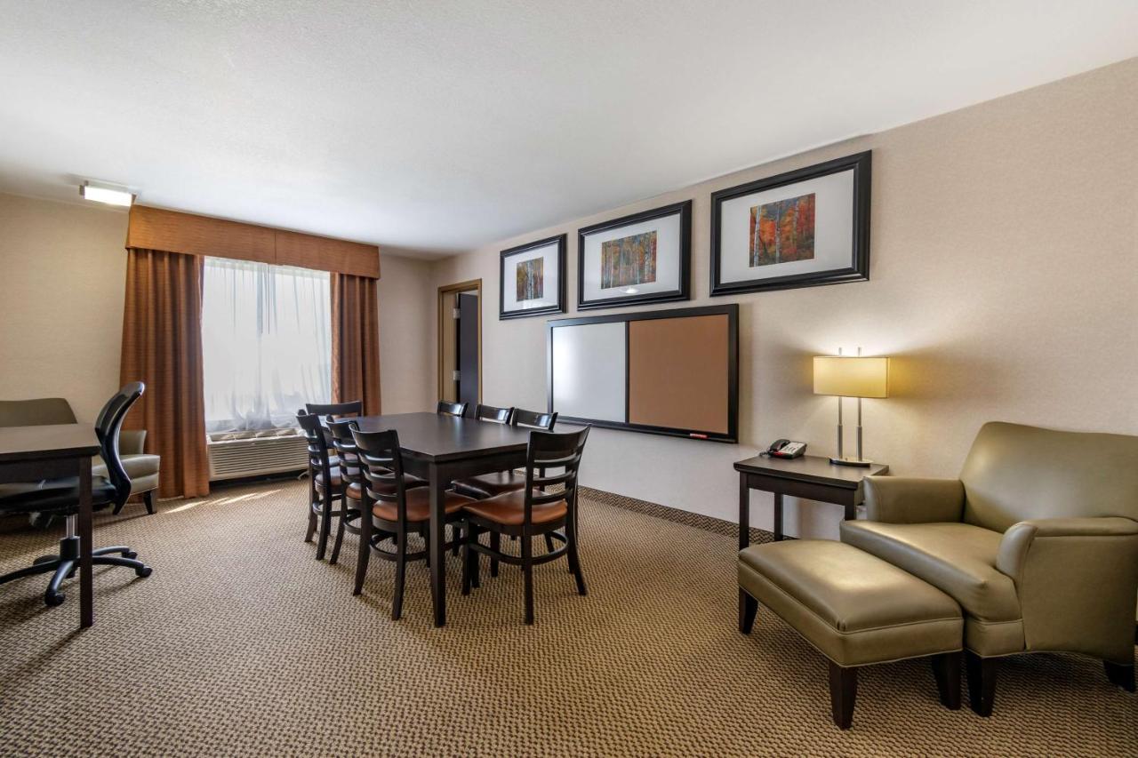 Best Western Bonnyville Inn & Suites Экстерьер фото