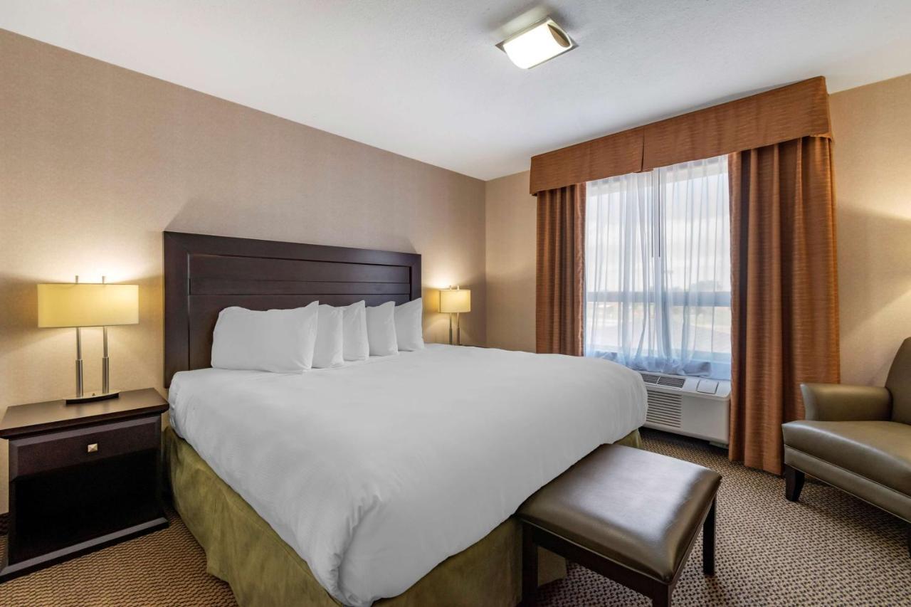 Best Western Bonnyville Inn & Suites Экстерьер фото