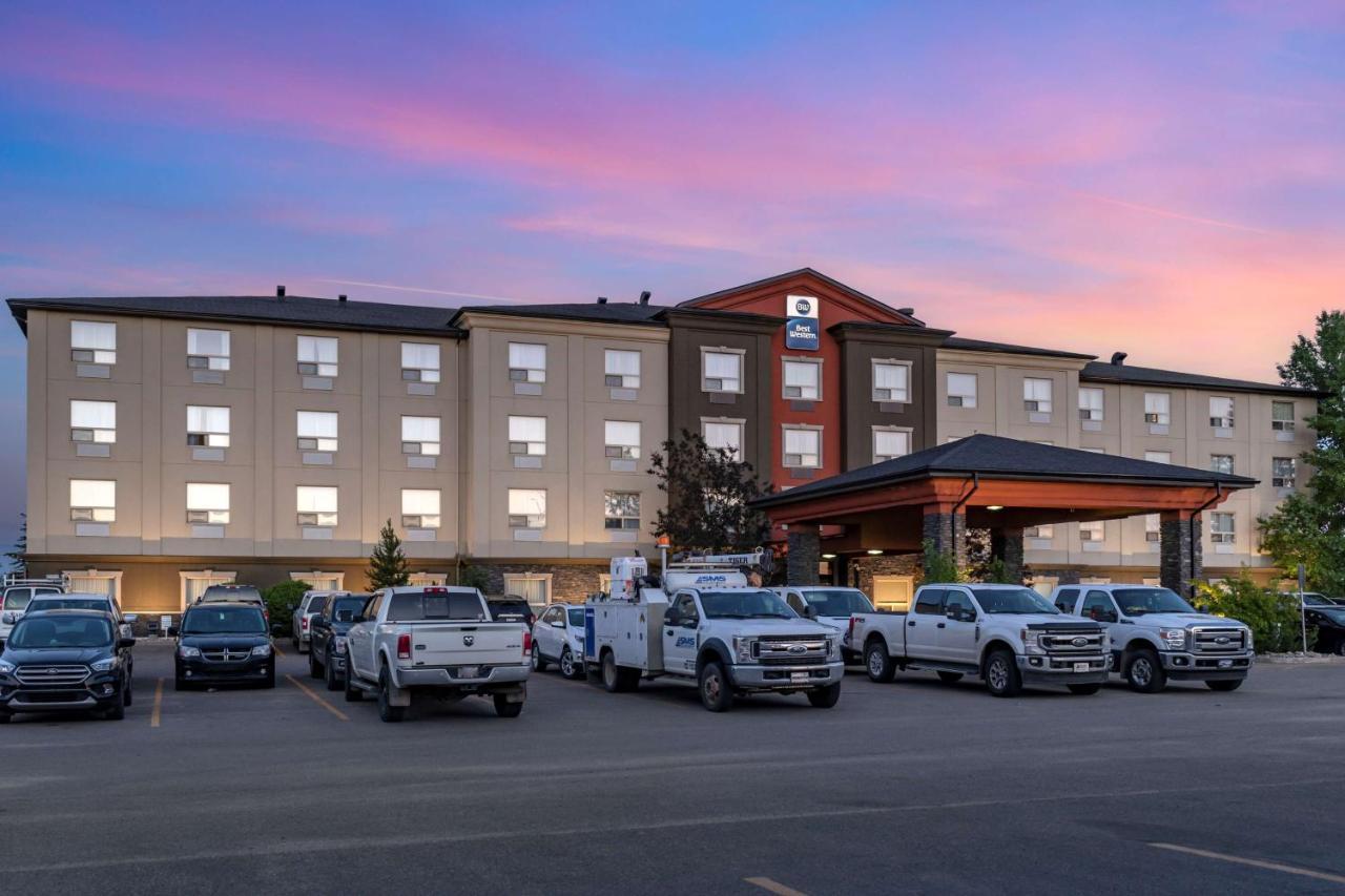 Best Western Bonnyville Inn & Suites Экстерьер фото