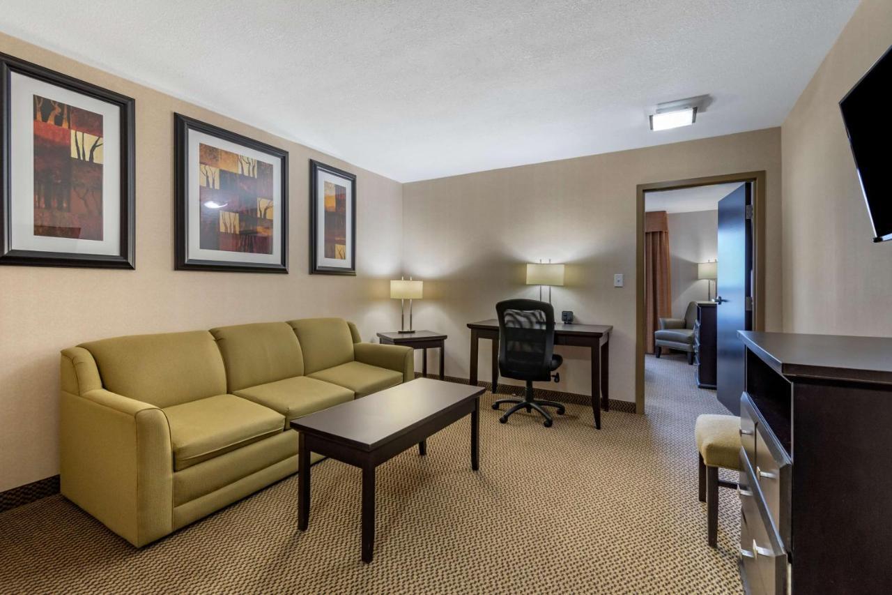 Best Western Bonnyville Inn & Suites Экстерьер фото