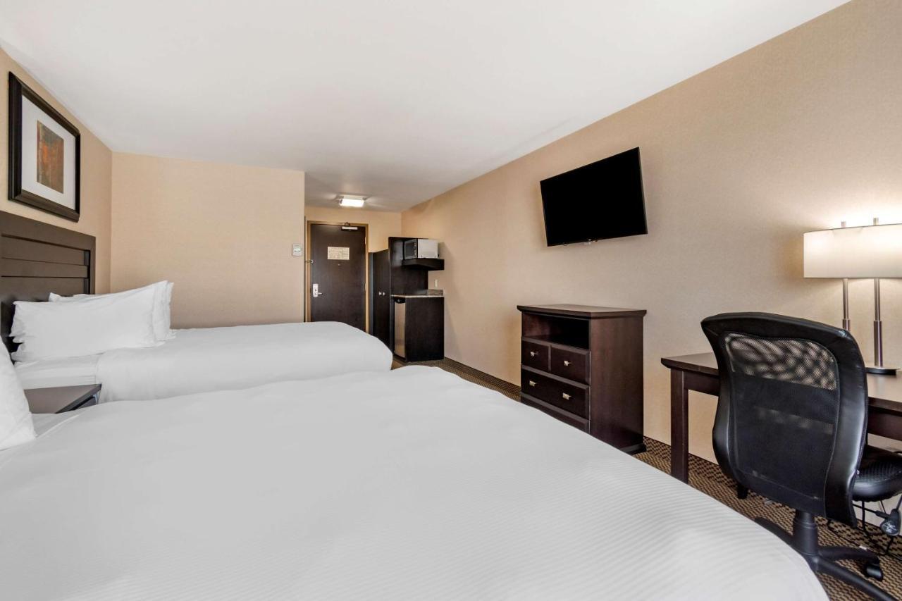 Best Western Bonnyville Inn & Suites Экстерьер фото