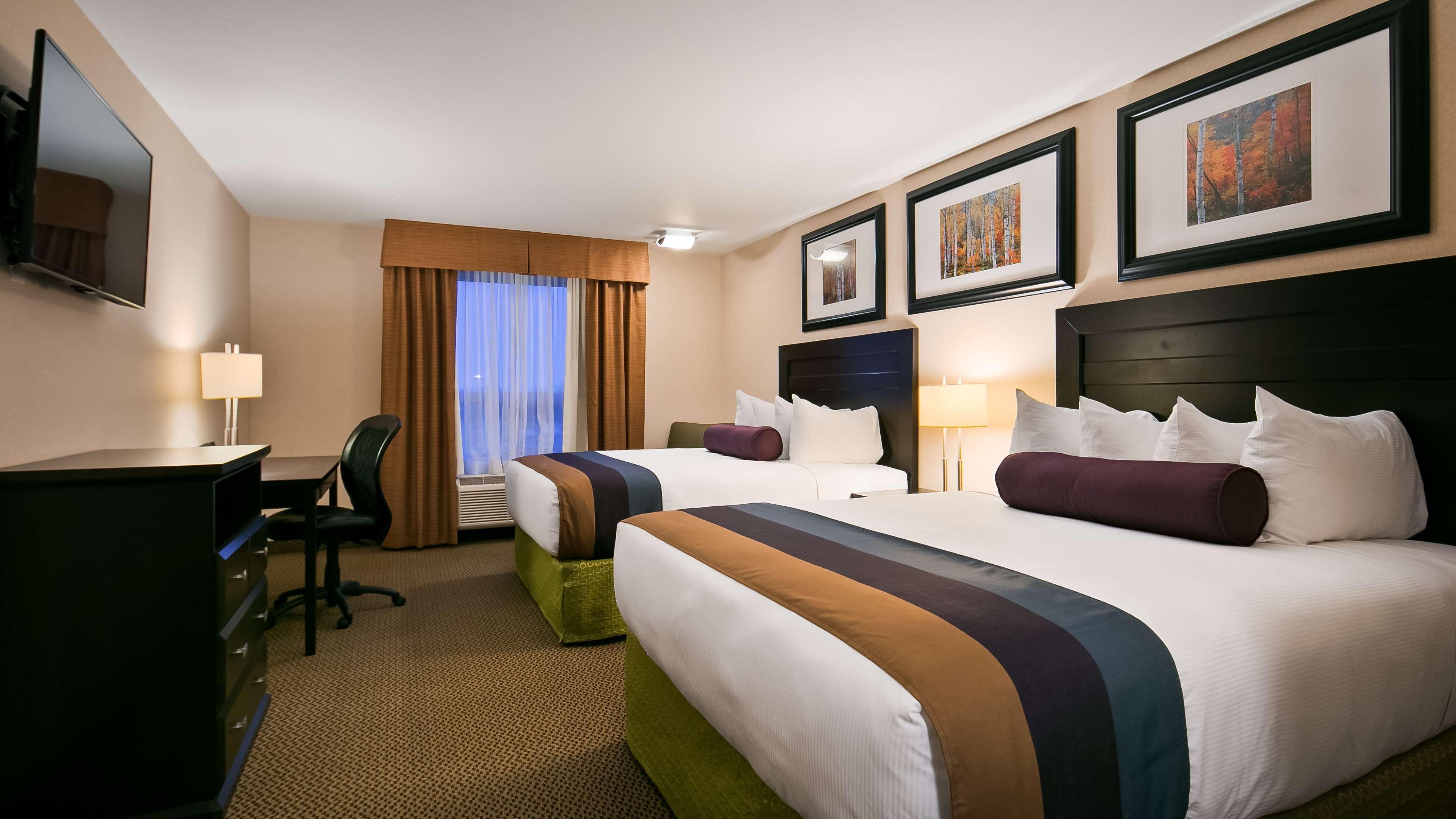 Best Western Bonnyville Inn & Suites Экстерьер фото